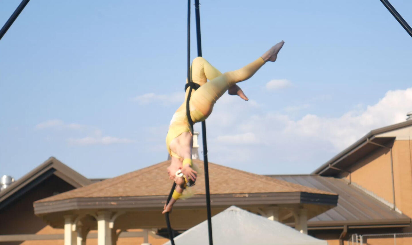 Sun Song, Choreography by Anna Murray, Photo from Kennedy Kemper